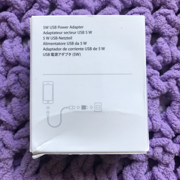Authentic Apple charging block new, NWT, free ship - Picture 2 of 4